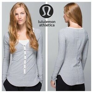 Lululemon Awesoma Henley